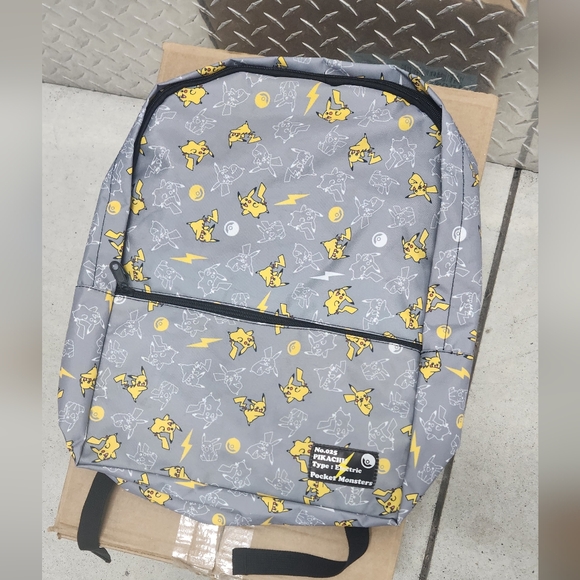 Pikachu Pokémon Backpack - Picture 1 of 3